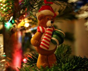 Гадание на елочных игрушках на Рождество